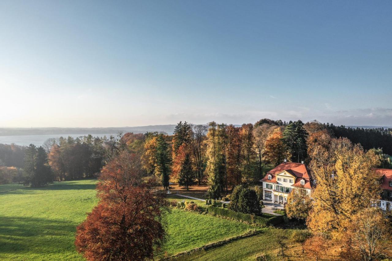 Biohotel Schlossgut Oberambach Exterior foto