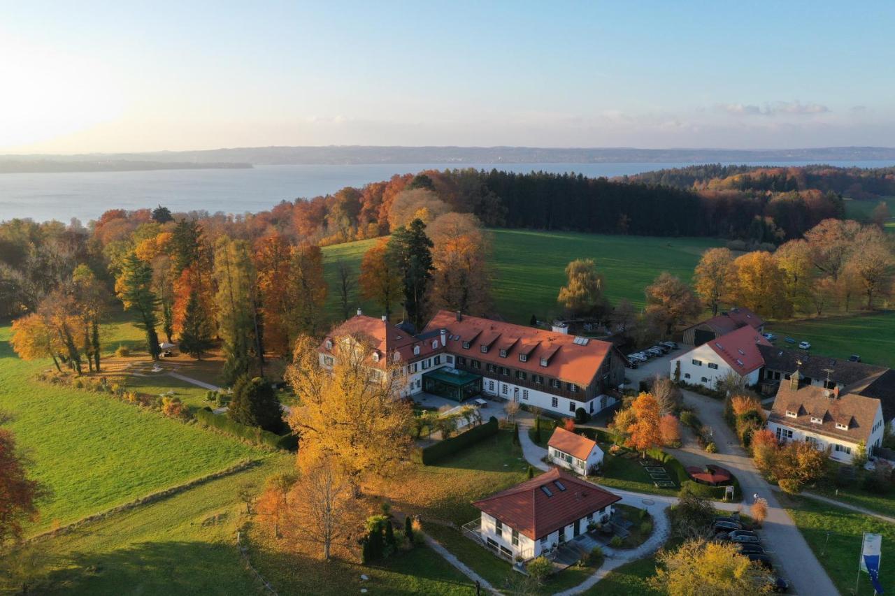 Biohotel Schlossgut Oberambach Exterior foto